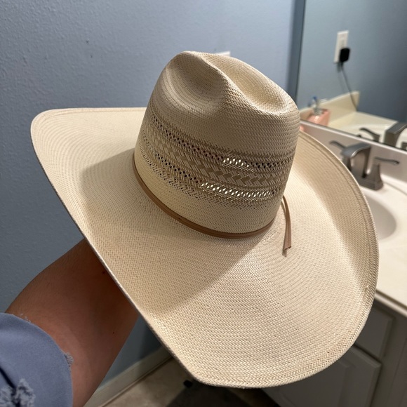 RESISTOL Straw Cowboy Hat - Picture 2 of 5